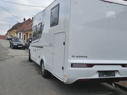 Adria Coral Axess 650 SL
