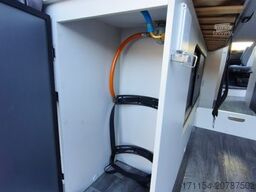 AHORN Van 620, Solar, Automatik,Längsbetten