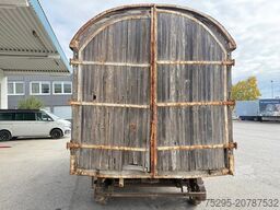 historischer Holz Möbel Wagen Restauration