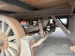 historischer Holz Möbel Wagen Restauration