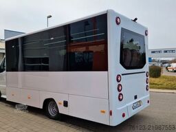 MERCEDES-BENZ 30 Sitzer Schul- Transferbus 519 Vorlauffahrzeug