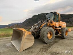 Volvo L120B Wheel loader with bucket