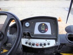 Bomag BW 211 D-4