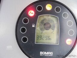 Bomag BW 211 D-4