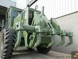 Caterpillar 130G Ex-army