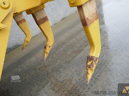 Caterpillar D7G Ex-army