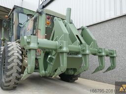 Caterpillar 130G Ex-army