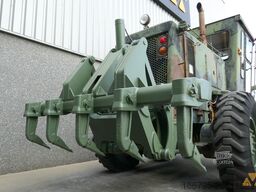 Caterpillar 130G Ex-army