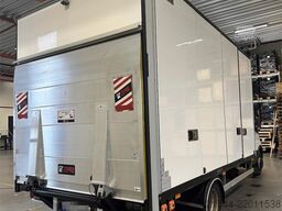Iveco Daily 70C18 Box Truck – Full Side Opening – 11 Pal