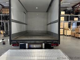 Iveco Daily 70C18 Box Truck – Full Side Opening – 11 Pal