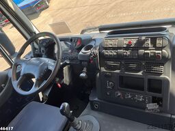 Iveco Trakker AD260T36 6x4 Hiab 24 Tonmeter laadkraan