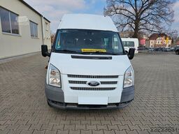 FORD Transit Trend 17 Sitzer