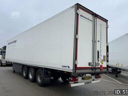 Schmitz Cargobull SKO 24 / Drum brakes / Carrier Vector 1550 / Pa...