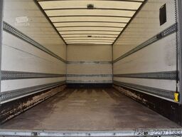 MERCEDES-BENZ Atego 1529 4x2 Koffer LBW AHK Top Zustand