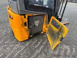 JUNGHEINRICH EFG 215 / Triplex: 4.25m! / SS / nur 3.092h!