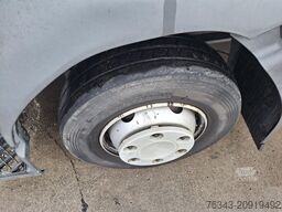 RENAULT D12-210 - E6 - PROBLEME CHAUFFE MOTEUR