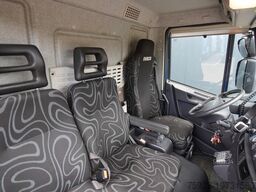 Iveco ML120E18 CLOSED BOX 187.000KM