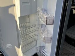 WESTFALIA Columbus 600 E 180 PS 8G  Skyview ACC Solar