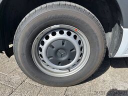 MERCEDES-BENZ Sprinter 317 CDI KA L3H2 Klima AHK3,5t. Kamera
