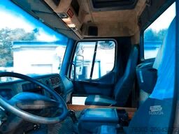 RENAULT 270dci *Pritsche/Kran /Fassi*