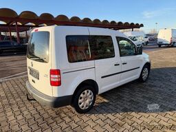 VOLKSWAGEN Caddy 1.6 TDI Tempomat AHK Climatic 5 Sitzer1