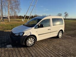 VOLKSWAGEN Caddy 1.6 TDI Tempomat AHK Climatic 5 Sitzer1