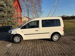 VOLKSWAGEN Caddy 1.6 TDI Tempomat AHK Climatic 5 Sitzer1