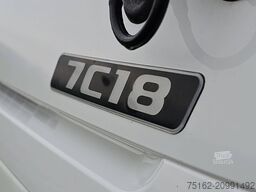 MITSUBISHI CANTER 70C18 Koeler Bakwagen Klep