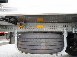 SCHMITZ CARGOBULL / CH?ODNIA / THERMO KING SLX 300 / DOPPELSTOCK /