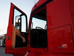 MERCEDES-BENZ ACTROS 1845 / STREAM SPACE 