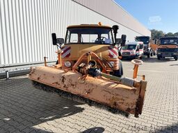 Unimog U84 406 4x4 U84 406 4x4, Kommunalhydraulik, Zapfwelle vorn & hinten, EX-Kommune