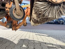 Unimog U84 406 4x4 U84 406 4x4, Kommunalhydraulik, Zapfwelle vorn & hinten, EX-Kommune