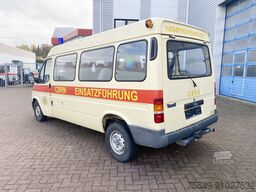 Ford Transit 2.5 4x2 Transit 2.5 4x2, Personentransporter, 8 Sitze