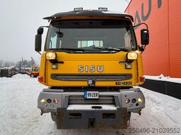 Sisu E11 420 8x2 BOX L=6142 mm