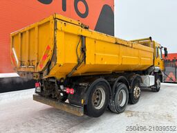 Sisu E11 420 8x2 BOX L=6142 mm