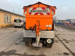 HAKO Tremo X 56 / 4x4 / Schneeschild +Streuer