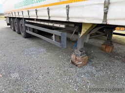 SCHMITZ CARGOBULL verzinkt. Coilmulde, Sehr gut Bereift