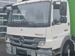 MERCEDES-BENZ 1229 Atego. Getränkeaufbau,  Schaltung