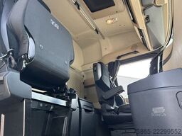 Mercedes-Benz Actros 1842 Streamspace / 2 Tanks / APK TUV 12-26