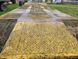 LANGENDORF Tieflader mit Radmulden 3 Achser