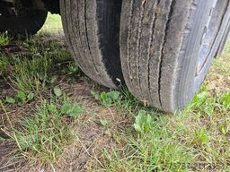 LANGENDORF Tieflader mit Radmulden 3 Achser