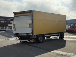 Schmitz Cargobull AKO 18 Koffer / HB / Swiss-Vehicle