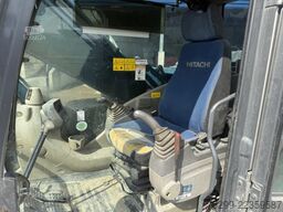 Hitachi ZX250LCN-3 / Swiss-Vehicle