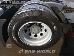 Mercedes Actros 1842 4X2 NL StreamSpace Mega 2xTanks