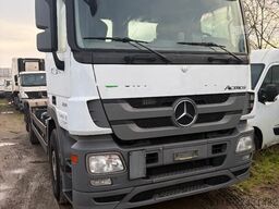 Mercedes-Benz 2544