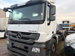 Mercedes-Benz 2544