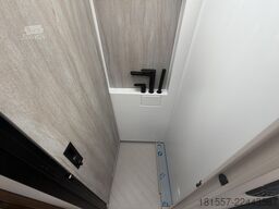 BÜRSTNER Signature SFT 7.0 180 PS,  AHK, Sofort Verfügbar
