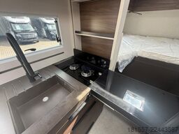 BÜRSTNER Signature SFT 7.0 180 PS,  AHK, Sofort Verfügbar