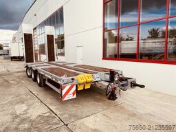 Möslein TT 31  31 t GG Tridem- Tieflader 3 Achs, gelenktNeufahrzeug