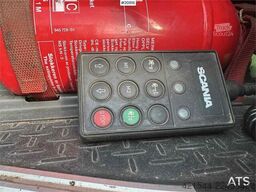 Scania R480 3 axle container truck with/ lift.